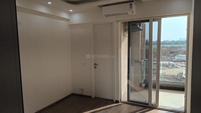 Bedroom Image of 1250 Sq.ft 3 BHK Builder Floor for rent in Signature Global City 37D 1, Sector 37D Gurgaon for Rs. 25999