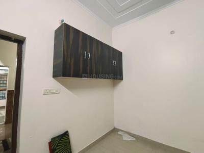 Bedroom Image of 1250 Sq.ft 2 BHK Apartment / Flat for rent in Indira Nagar Lucknow for Rs. 15000