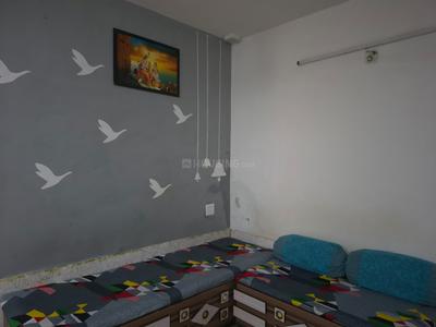 Bedroom Image of 1200 Sq.ft 1 BHK Apartment / Flat for rent in Prahlad Nagar Ahmedabad for Rs. 22500