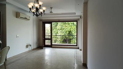 Living Room Image of 1800 Sq.ft 3 BHK Builder Floor for rent in Kalkaji New Delhi for Rs. 90000