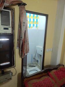 Image of 1500 Sq.ft 2 BHK Builder Floor for rent in Dwarka Mor, New Delhi for Rs. 14000