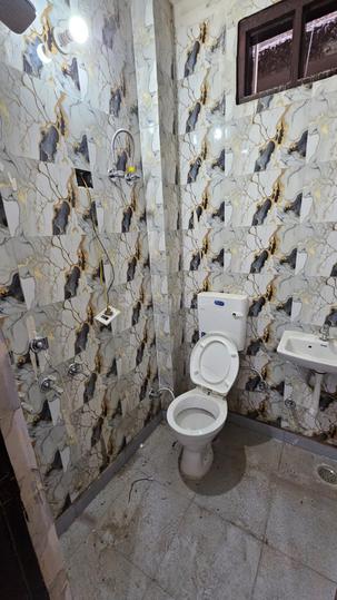 West Patel Nagar, Patel Nagar Bathroom 1