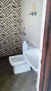Bathroom Image of 995 Sq.ft 2 BHK Apartment / Flat for sale in MR Officer City 2 Phase 2, Raj Nagar Extension Ghaziabad for Rs. 6800000