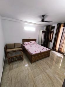 Bedroom Image of 550 Sq.ft 1 RK Builder Floor for rent in Sector 40 Gurgaon for Rs. 22999