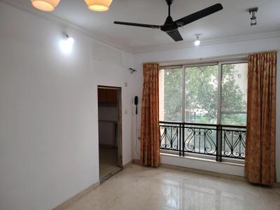 Living Room Image of 999 Sq.ft 2 BHK Apartment / Flat for sale in Hiranandani Meadows, Thane West Thane for Rs. 19000000