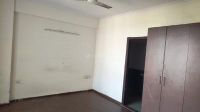 Bedroom Image of 1760 Sq.ft 3 BHK Apartment / Flat for rent in Gardenia Glory, Sector 46 Noida for Rs. 36000