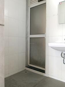 Common Bathroom Image of 900 Sq.ft 2 BHK Apartment / Flat for rent in Kasarvadavali Thane for Rs. 26899