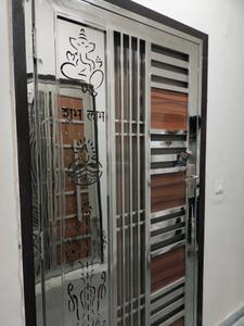 Main Entrance Image of 1002 Sq.ft 2.5 BHK Apartment / Flat for rent in Noida Extension Greater Noida for Rs. 18000