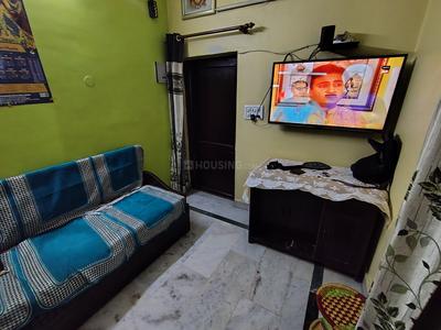 Bedroom Image of 520 Sq.ft 2 BHK Builder Floor for rent in Sector 17 Rohini New Delhi for Rs. 25000