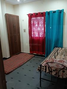 Bedroom Image of 750 Sq.ft 1 BHK Independent House for rent in Banjara Hills Hyderabad for Rs. 16000