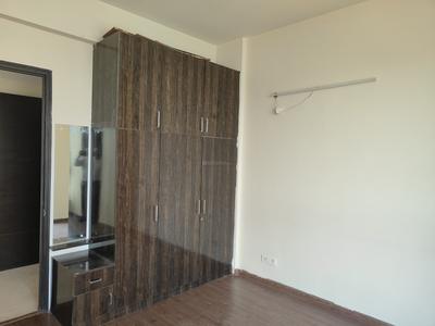 Bedroom Image of 3399 Sq.ft 4 BHK Apartment / Flat for sale in Indiabulls Enigma, Sector 110 Gurgaon for Rs. 46500000