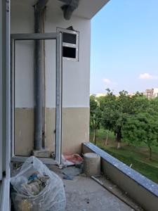 Living Room Image of 1350 Sq.ft 3 BHK Apartment / Flat for sale in MMD Harsh Residency, Sector 81 Noida for Rs. 5800000