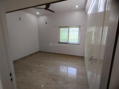 Bedroom Image of 1370 Sq.ft 3 BHK Builder Floor for rent in Ambattur Industrial Estate Chennai for Rs. 30000