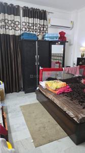 Bedroom Image of 1440 Sq.ft 3 BHK Builder Floor for sale in Ramesh Nagar New Delhi for Rs. 17500000
