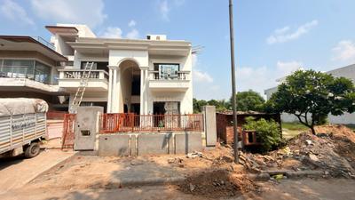 Image of 3150 Sq.ft 6 BHK Independent House for sale in DLF Hyde Park Estate, New Chandigarh, Chandigarh for Rs. 115000000