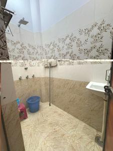 Bathroom Image of 300 Sq.ft 1 RK Builder Floor for rent in Husainganj Lucknow for Rs. 11000