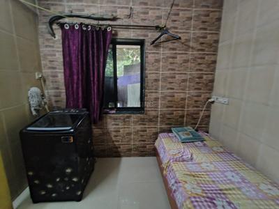 Bedroom Image of 675 Sq.ft 2 BHK Apartment / Flat for rent in Kandivali East Mumbai for Rs. 35000