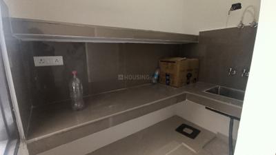 Kitchen Image of 500 Sq.ft 1 BHK Independent House for rent in Mayur Vihar Phase 1 New Delhi for Rs. 16000