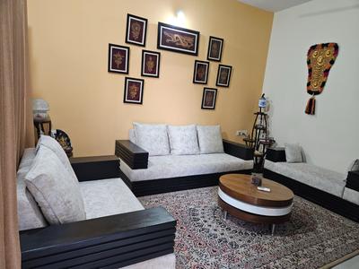 Living Room Image of 1600 Sq.ft 3 BHK Independent House for sale in Pushpak Residency, Undera Vadodara for Rs. 12500000