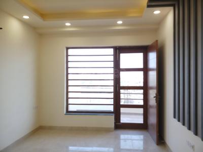 Hall Image of 1350 Sq.ft 3 BHK Builder Floor for sale in BPTP District, Sector 81 Faridabad for Rs. 14000000