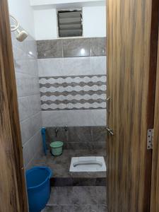 Bathroom Image of 1200 Sq.ft 2 BHK Apartment / Flat for sale in Sangani Platinum, Narolgam Ahmedabad for Rs. 2800000