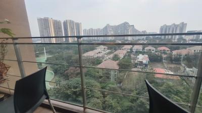 Balcony Image of 1700 Sq.ft 3 BHK Apartment / Flat for sale in Amanora Gateway Towers, Hadapsar Pune for Rs. 30500000