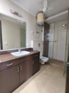 Bathroom Image of 2000 Sq.ft 3 BHK Builder Floor for sale in Green Park Extension New Delhi for Rs. 55000000