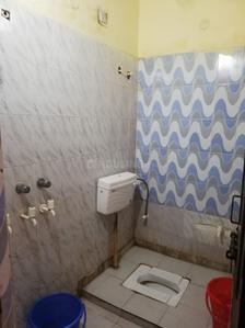 Bathroom Image of 646 Sq.ft 1 BHK Independent House for rent in Delta I Greater Noida for Rs. 15500