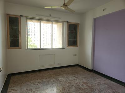 Bedroom Image of 999 Sq.ft 2 BHK Apartment / Flat for sale in Hiranandani Meadows, Thane West Thane for Rs. 19000000