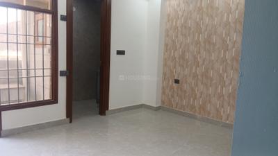 Bedroom Image of 1800 Sq.ft 4 BHK Builder Floor for sale in Shalimar Garden Ghaziabad for Rs. 17500000