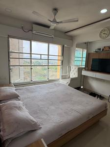 Bedroom Image of 1050 Sq.ft 3 BHK Apartment / Flat for sale in Andheri East Mumbai for Rs. 35000000