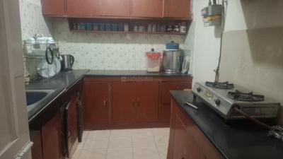 Kitchen Image of 1400 Sq.ft 2.5 BHK Apartment / Flat for rent in Arun Vihar, Sector 37 Noida for Rs. 43000
