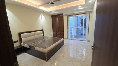 Bedroom Image of 1300 Sq.ft 2 BHK Builder Floor for rent in DLF Exclusive Floors, Sector 54 Gurgaon for Rs. 74000