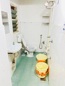 Bathroom Image of Boys &amp; Girls PG at Akshar Chowk in Akota, Vadodara
