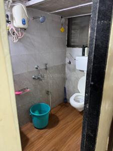 Bathroom Image of 910 Sq.ft 2 BHK Apartment / Flat for sale in Sangam Nero, Bandra East Mumbai for Rs. 18000000