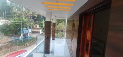 Balcony Image of Bindhu's Hostel in Karakkamandapam, Thiruvananthapuram