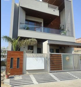 Image of 2400 Sq.ft 4.5 BHK Independent House for sale in Gomti Nagar Extension, Lucknow for Rs. 21500000