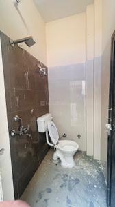 Bathroom Image of 1200 Sq.ft 2 BHK Independent House for rent in Haibat Mau Mawaiya Lucknow for Rs. 10000