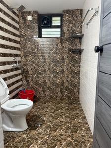 Bathroom Image of 729 Sq.ft 1 BHK Builder Floor for rent in Pumpwell Mangalore for Rs. 18000