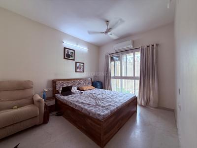 Bedroom Image of 900 Sq.ft 2 BHK Apartment / Flat for rent in Dosti West County, Thane West Thane for Rs. 35000