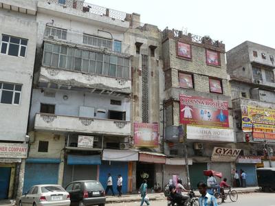 Others image of 640.0 Sq.ft   Shop for rent in Sadar Bazaar for 128000