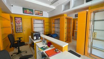Others image of 520.0 Sq.ft   Shop for rent in Kandivali West for 80000
