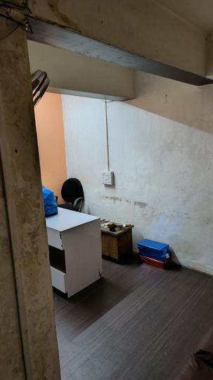 Others image of 450.0 Sq.ft   Shop for rent in Vishrantwadi for 60000