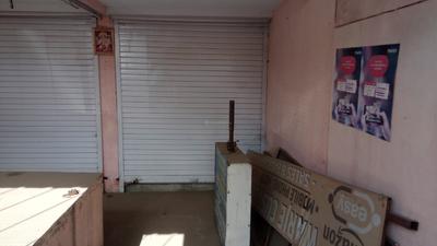 Commercial image of 630.0 Sq.ft   Shop for rent in Warje for 40000