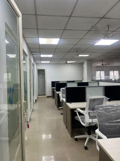Others image of 4400.0 Sq.ft Ready to use Office Space for rent in Marine Drive for 352000