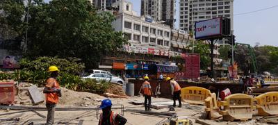 Commercial image of 300.0 Sq.ft   Shop for rent in Prabhadevi for 100000