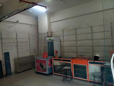Commercial image of 800.0 Sq.ft   Shop for rent in Parel for 115000