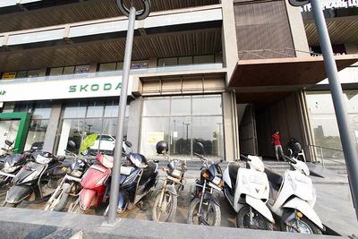 Others image of 1900.0 Sq.ft   Showroom for rent in Gota for 383000