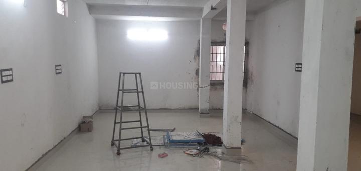 Commercial image of 950.0 Sq.ft   Shop for rent in Chromepet for 30000