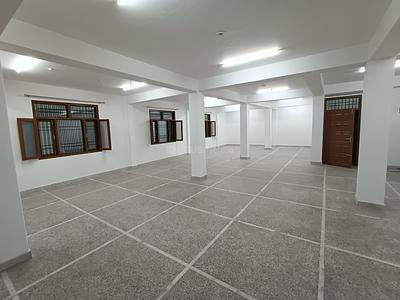 Hall image of 5499.0 Sq.ft   Warehouse for rent in Lawi Khurd for 100000